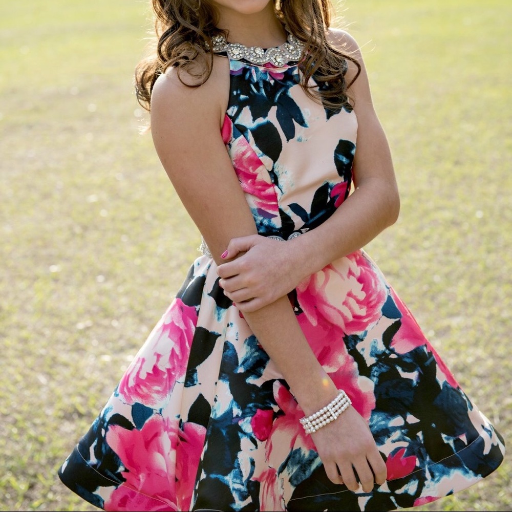 Fun fashion pageant short formal dress